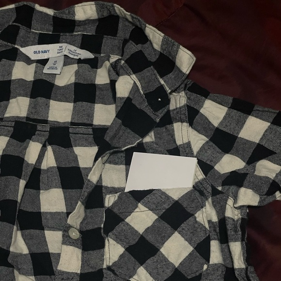 Black and White Plaid Button-up Shirt - Picture 3 of 4